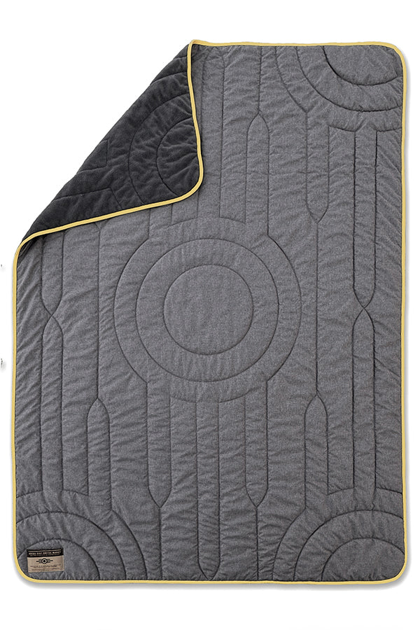 Fallout Vault-Tec General Issue Survival Blanket - Image 14